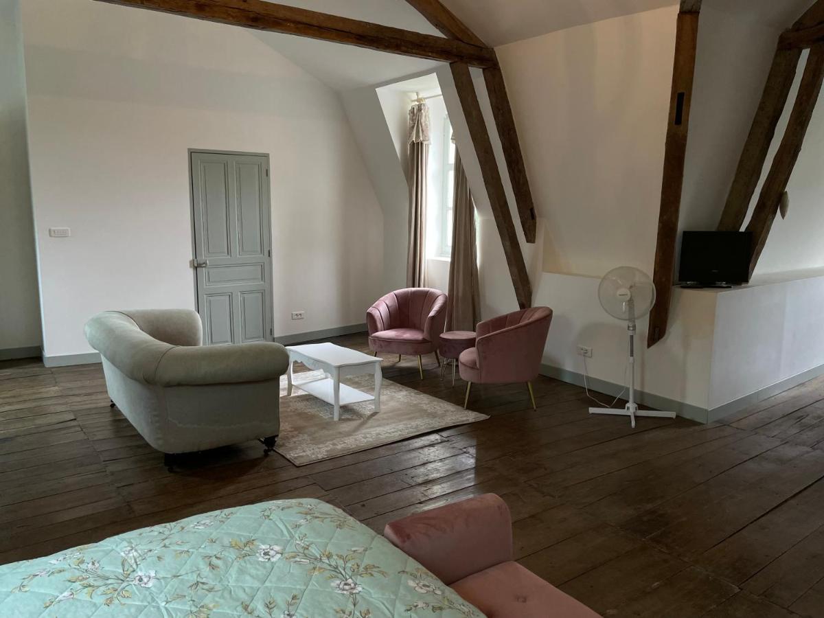Beautiful 6 Bedroom House With Pool & Large Garden Le Pechereau Exterior photo