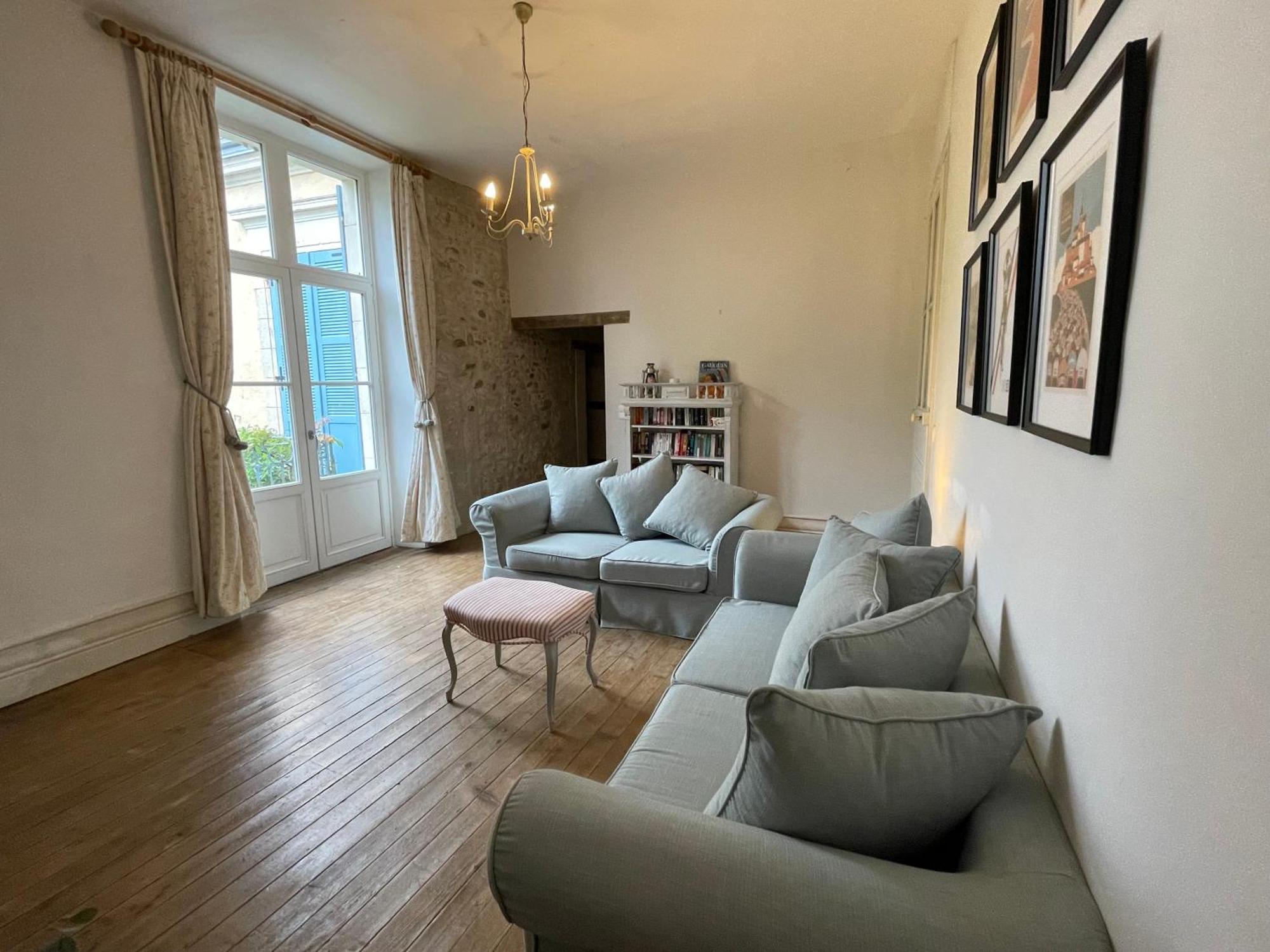 Beautiful 6 Bedroom House With Pool & Large Garden Le Pechereau Exterior photo