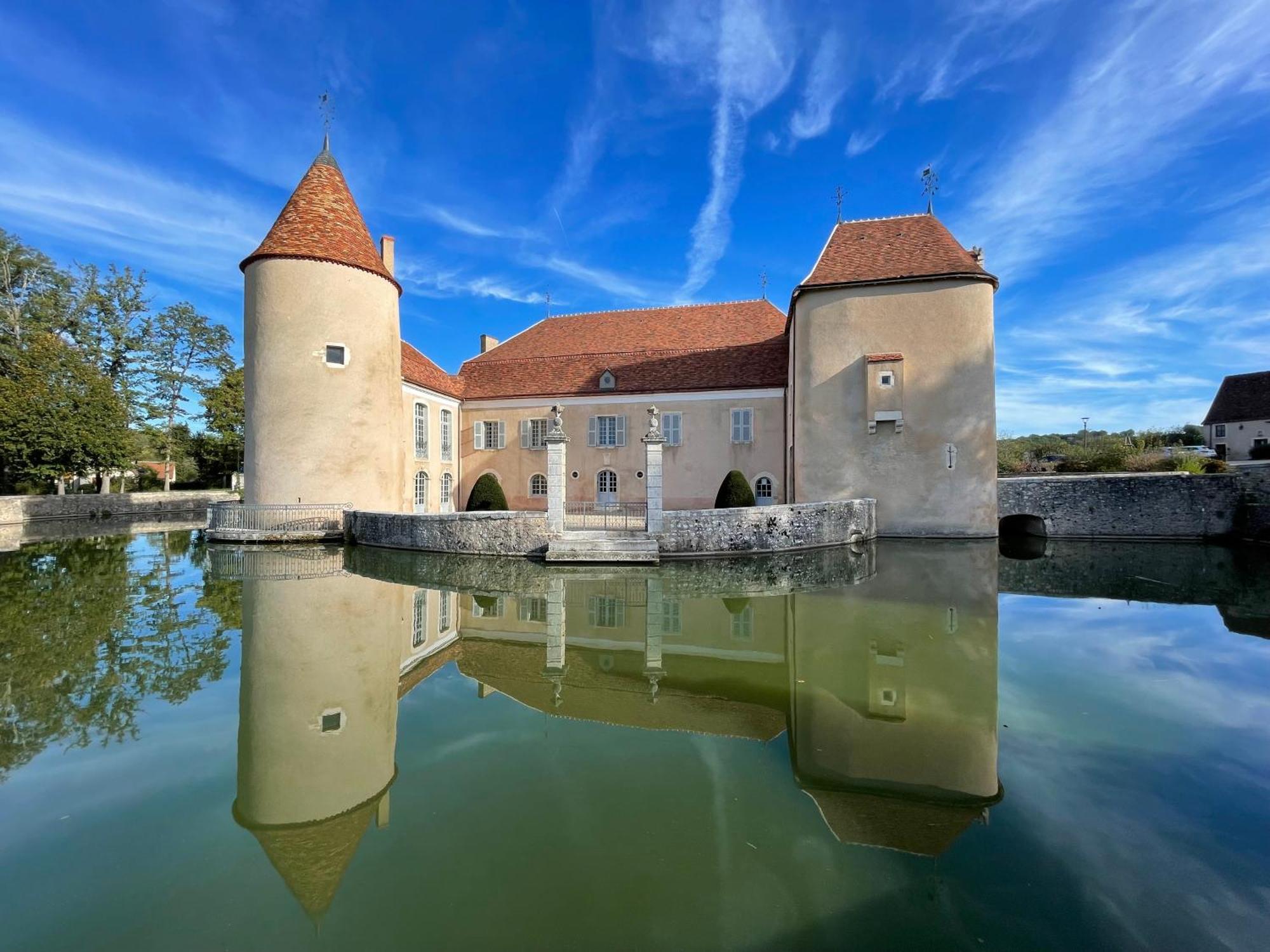 Beautiful 6 Bedroom House With Pool & Large Garden Le Pechereau Exterior photo